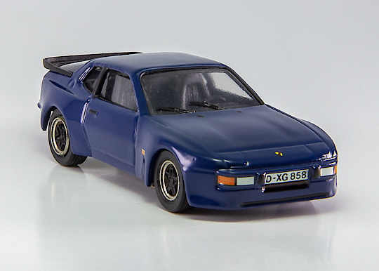 Porsche 944