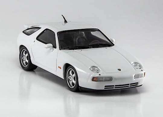 Porsche 928